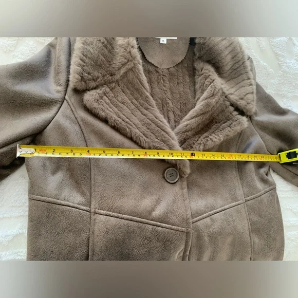 NWT Via Spiga Faux Fur Coat: Dark Taupe, Fir Lining, Pockets, Button/Snap XL - Picture 8 of 15